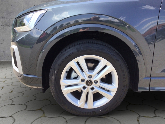 Q2 advanced 30 TFSI 5JG/NAV/RFK/GRA