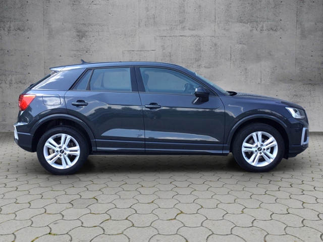 Q2 advanced 30 TFSI 5JG/NAV/RFK/GRA