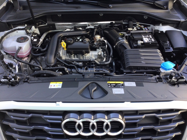 Q2 advanced 30 TFSI 5JG/NAV/AHK/RFK