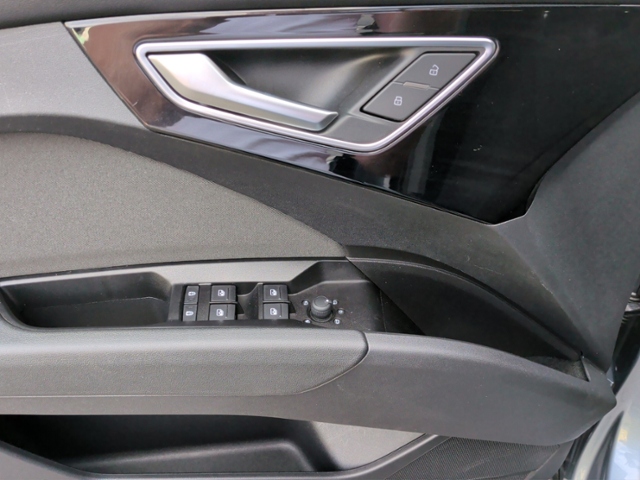 Q4 e-tron 50 quattro STH/RFK/ACC/NAV