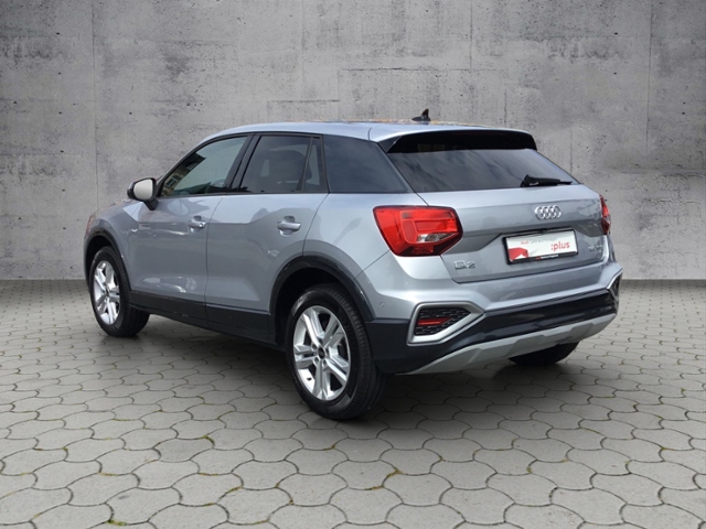 Q2 advanced 35 TFSI S tronic AHK/RFK/SHZ