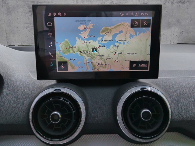 Q2 40 TFSI quat. S-tron S-LINE AHK/EL.HECK