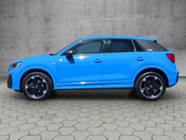 Q2 30 TDI S-tron S-LINE EL.HECK/AHK/RFK