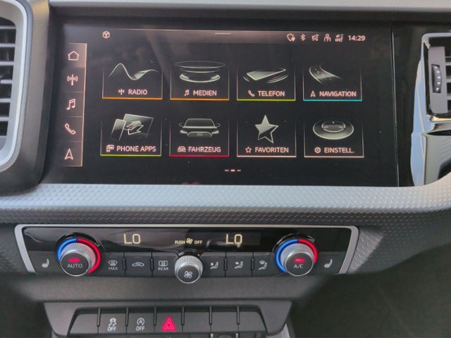A1 Sportback advanced 30 TFSI LED/SHZ/PHONE