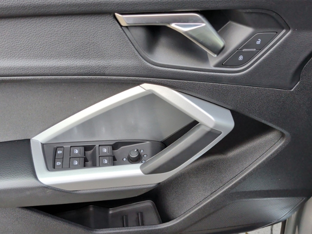 Q3 advanced 35 TFSI S-tronic AHK/ACC