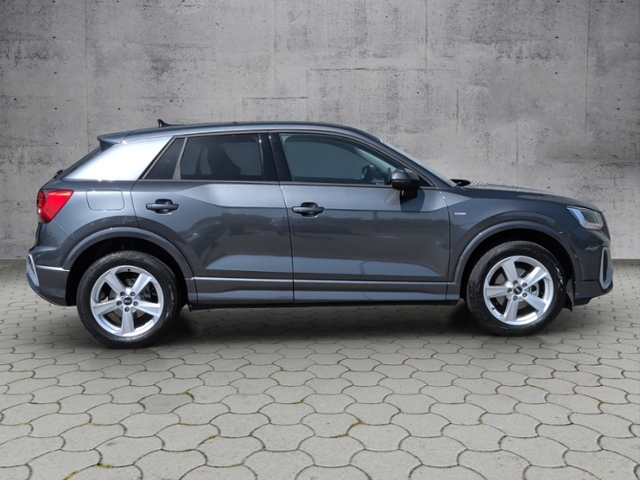 Q2 30 TFSI S-LINE AMBIENTE/SHZ/GRA