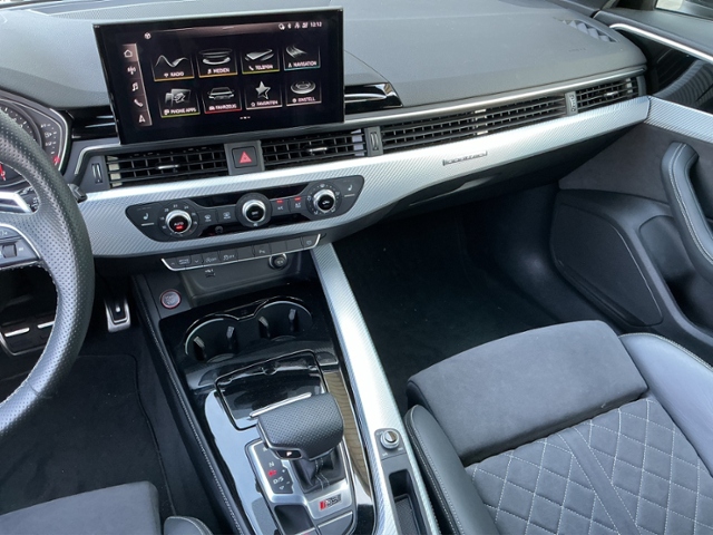 RS4 Avant 2.9 TFSI quat. Tiptron LEDER/LED/AUDIS