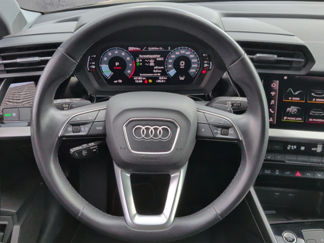 A3 Sportback 40 TFSIe S-tron SHZ/ACC/PARKEN