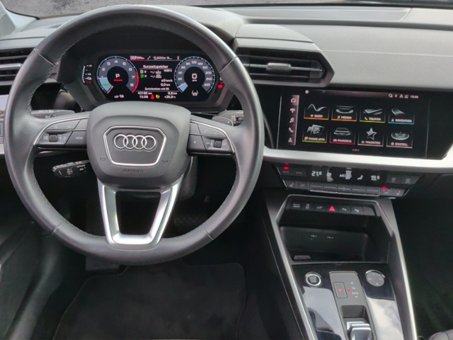 A3 Sportback 40 TFSIe S-tron SHZ/ACC/PARKEN