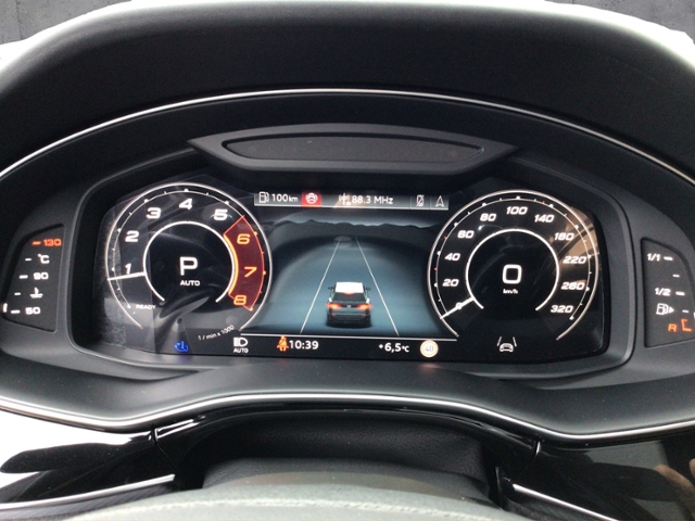 RS Q8 performance 4.0 TFSI quat. PANO/STH