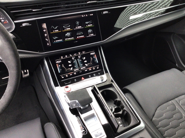 RS Q8 performance 4.0 TFSI quat. PANO/STH