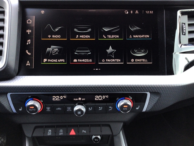 A1 Sportback advanced 30 TFSI 5JASG/SHZ/VIRTUAL