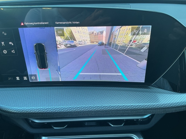 Q5 2.0 TFSI S-LINE AHK/AMBIENTE/MATRIX