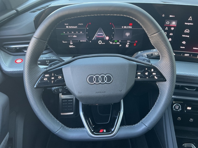 Q5 2.0 TFSI S-LINE AHK/AMBIENTE/MATRIX