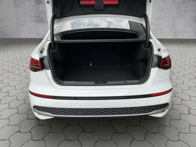 A3 Limousine advanced 1.5 TFSI AHK/RFK/VIRTUAL