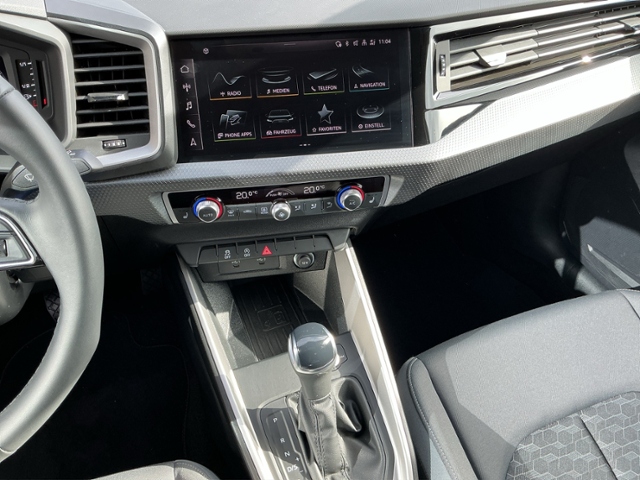 A1 Sportback adv 30 TFSI S-tron LED/ACC/SHZ
