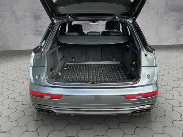 Q5 40TDI quat. S-tron S-LINE PANO/MATRIX/AHK/ACC