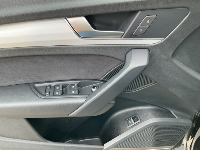 Q5 40TDI quat. S-tron S-LINE PANO/MATRIX/AHK/ACC