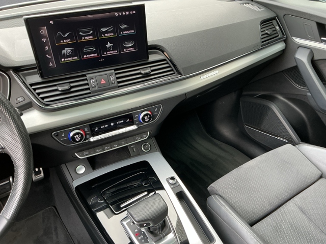 Q5 40TDI quat. S-tron S-LINE PANO/MATRIX/AHK/ACC