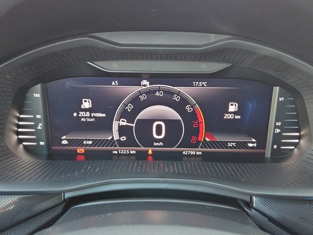 Kamiq Style 1.0TSI PANO/LED/RFK/NAV/DAB