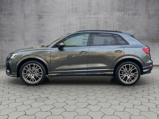 Q3 45TFSI quat. S-tron S-LINE LED/PANO/RFK/ACC