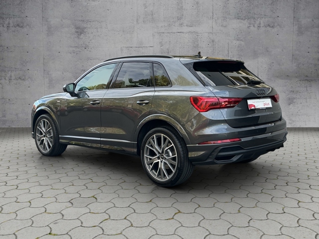 Q3 45TFSI quat. S-tron S-LINE LED/PANO/RFK/ACC