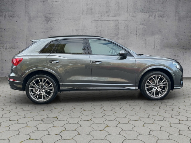 Q3 45TFSI quat. S-tron S-LINE LED/PANO/RFK/ACC