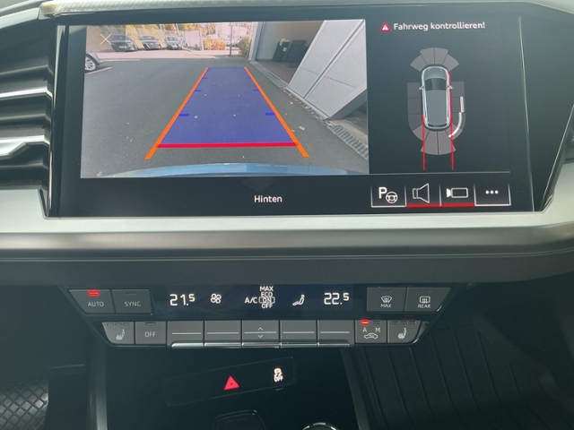 Q4 e-tron 45 quattro 82kWh NAV/ACC/RFK/SHZ