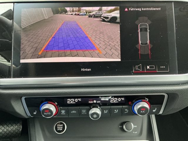 Q3 Sportback 35TFSI S-tronic 5JG/AHK/ACC/NAV/RFK