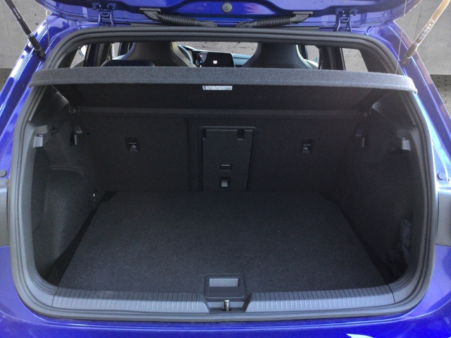 Golf VIII R 2.0 TSI 4Motion DSG SHZ/Travel/LED+/