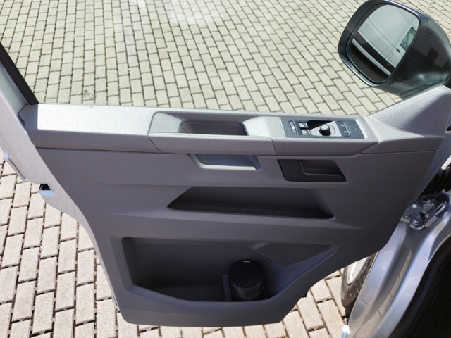 T6.1 Transporter Kasten LR 2.0 TDI SHZ/PDC/L+S/D