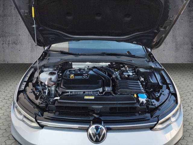 Golf VIII Life 1.5 TSI NAV/L+S/ACC/SHZ/LED KLIMA