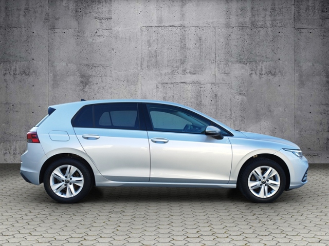 Golf VIII Life 1.5 TSI NAV/L+S/ACC/SHZ/LED KLIMA