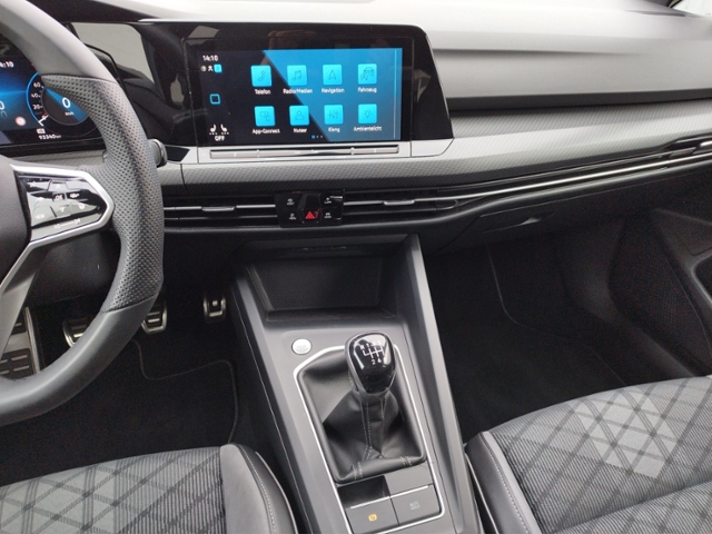Golf VIII Variant R-Line 1.5 TSI BusinessPrem./A
