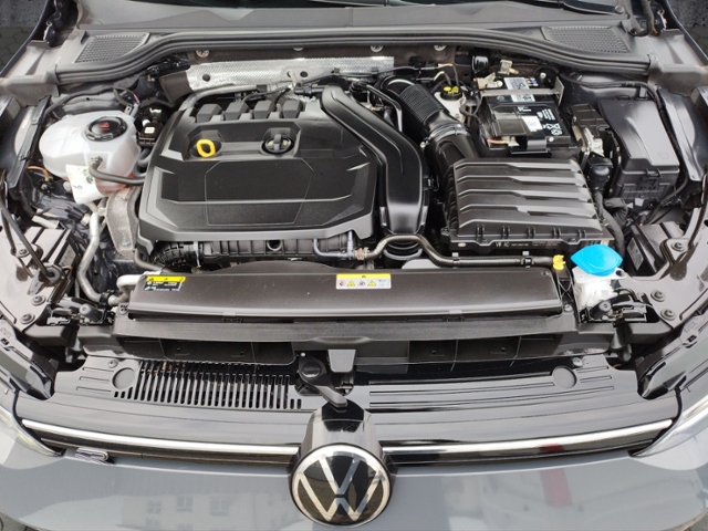 Golf VIII Variant R-Line 1.5 TSI BusinessPrem./A