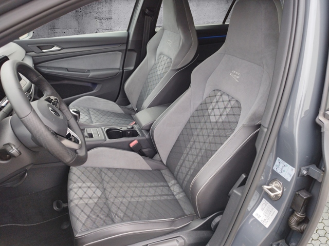 Golf VIII Variant R-Line 1.5 TSI BusinessPrem./A