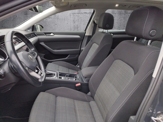 Passat Variant Business 2.0 TDI DSG 4M AHK/PANO/