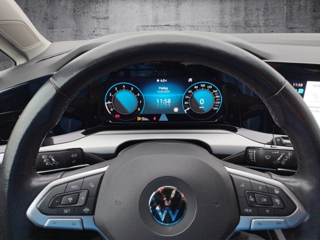 Golf VIII Life 1.5 TSI NAV/SHZ/DAB+/ACC/LED KLIM