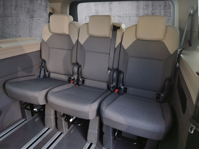Multivan T7 lang 2.0TDI DSG Navi/Kamera/7-Sitze 