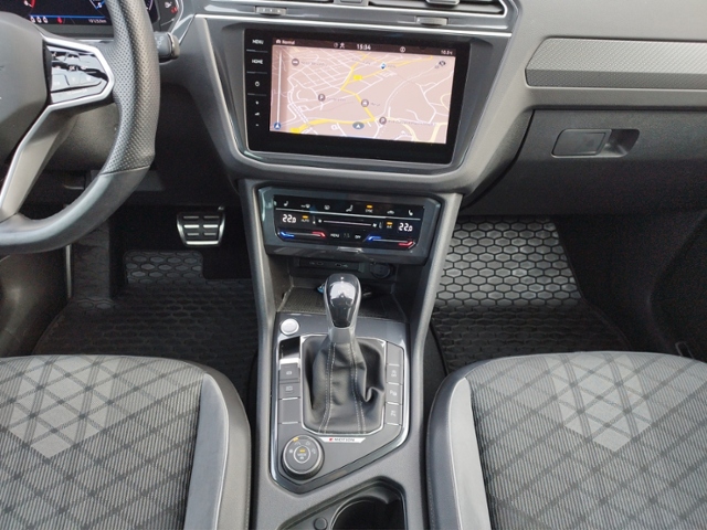 Tiguan R-Line 2.0 TDI 4Motion DSG NAV/IQ-Light K