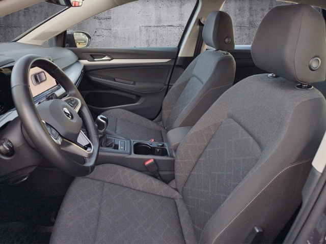 Golf VIII Life 1.0 TSI NAV/L+S/SHZ/Light/LED KLI