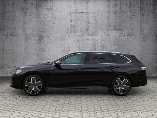 Passat Variant R-line 2.0 TDI DSG NAV/IQ-Drive/A