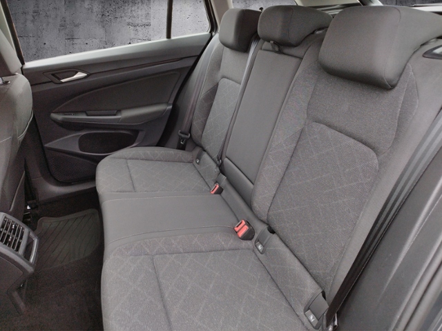 Golf VIII Variant Life 2.0 TDI DSG AHK/ACC/L+S/S