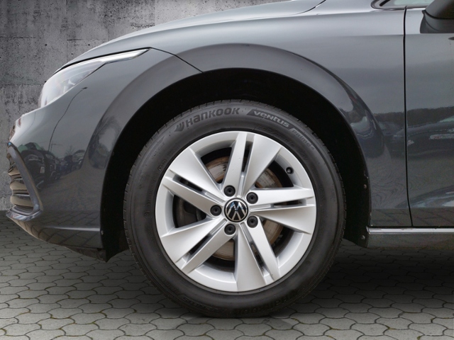 Golf VIII Variant Life 2.0 TDI DSG AHK/ACC/L+S/S