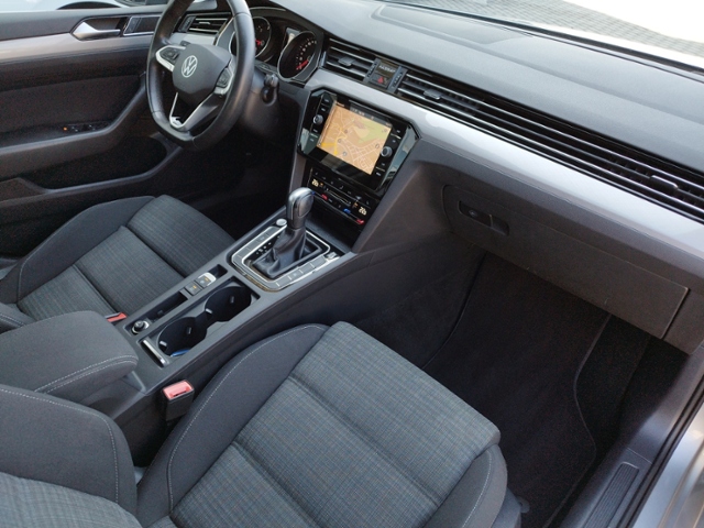 Passat Variant Business 2.0TDI DSG Standh/Navi/A