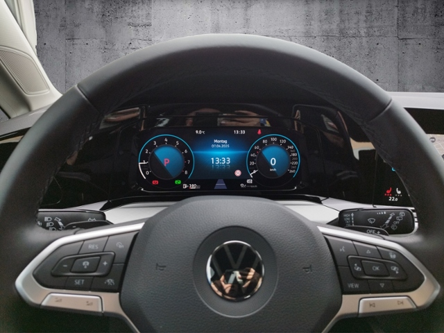 Golf VIII Variant Life 1.5 eTSI DSG BusinessPre.
