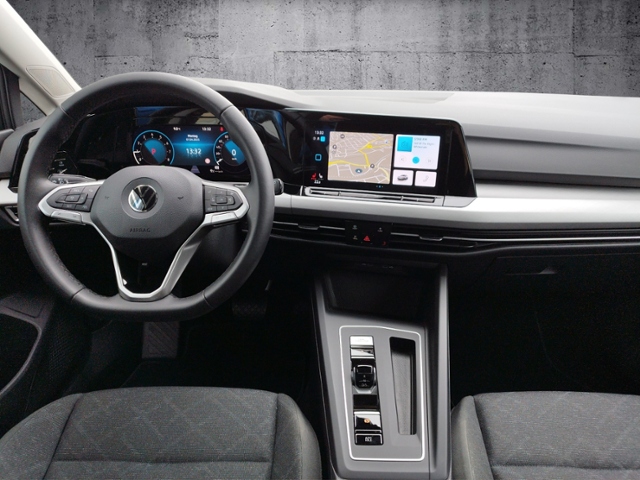 Golf VIII Variant Life 1.5 eTSI DSG BusinessPre.
