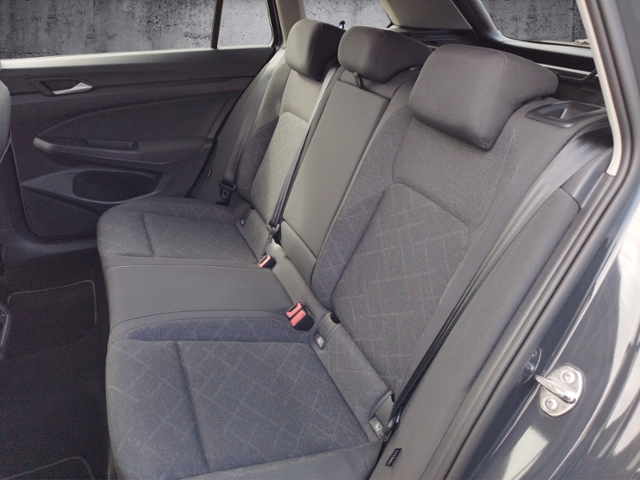 Golf VIII Variant Life 2.0TDI DSG/Standh/Navi/AC