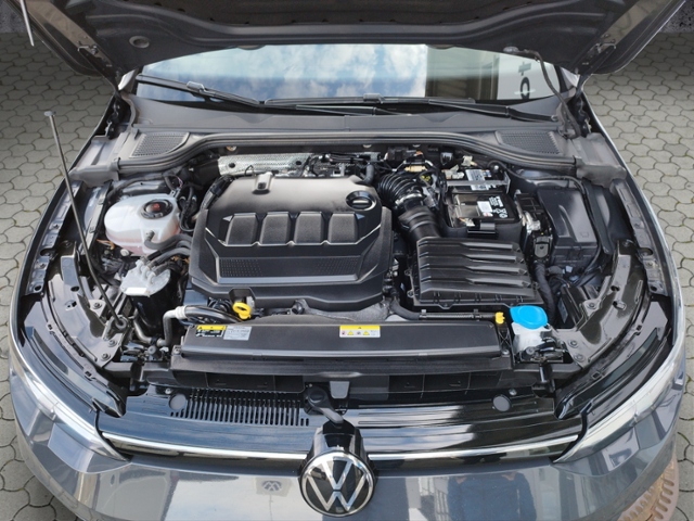 Golf VIII Variant Life 2.0TDI DSG/Standh/Navi/AC