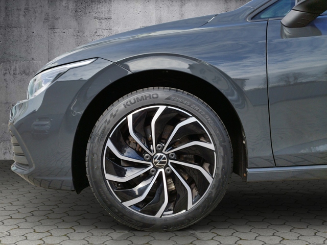 Golf VIII Variant Life 2.0TDI DSG/Standh/Navi/AC